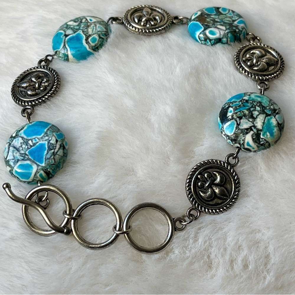 Fashion Silver Tone Blue Round Flat Beads & Fleur De Lis Silver Disc 7" + 1.5"